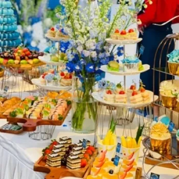 Dịch Vụ Đặt Tiệc Tr&a