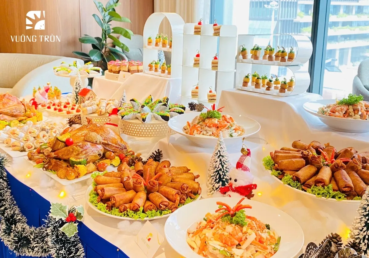 Buffet tận nơi tại công ty giúp tối ưu chi phí tổ chức cho doanh nghiệp